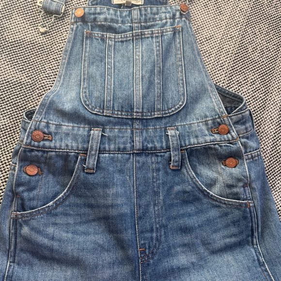 Madewell Women’s Denim Straight-Leg Overalls - Picture 6 of 12